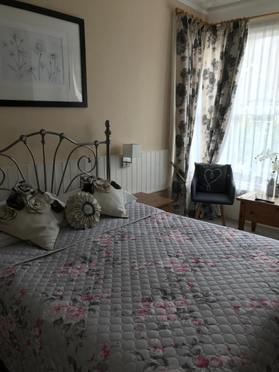 Astonwood Hotel Лландидно Екстер'єр фото